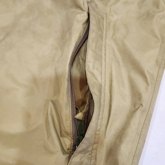 LL Bean Gore Tex Jacket Men M Mesh Lined Stowaway Hiking Packable Gorpcore Nylon - Picture 3 of 14